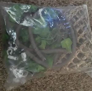 Reptile cage accessories